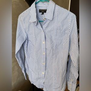 Banana Republic blue and white striped button down blouse